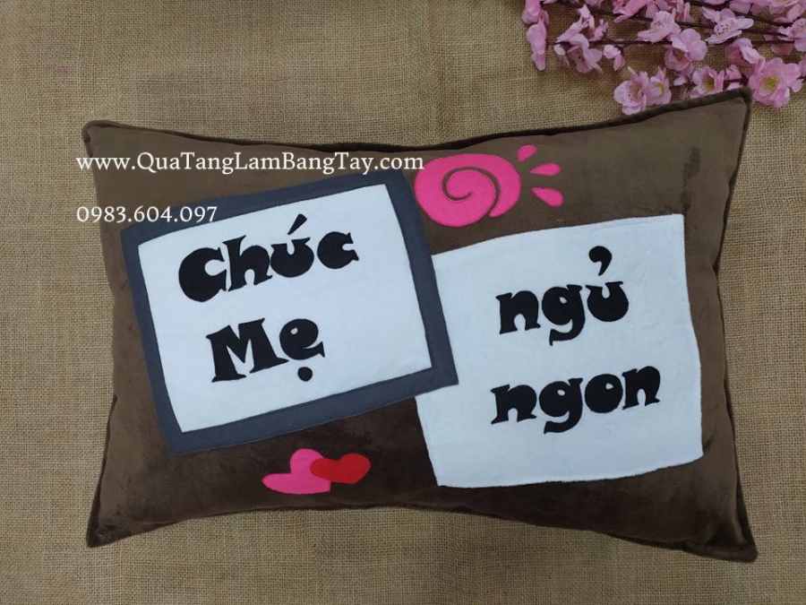 gối handmade tặng mẹ